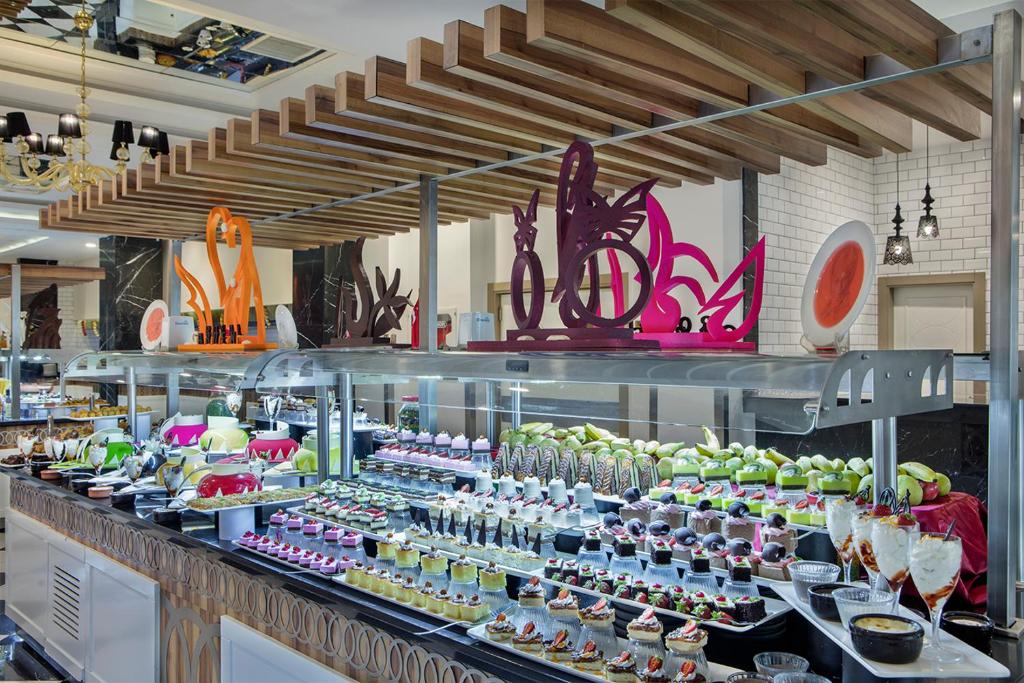 Royal Garden Beach Hotel -