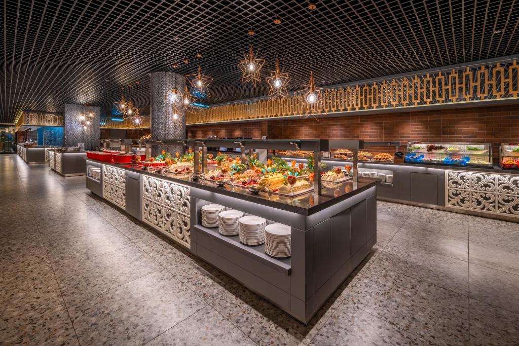 Royal Garden Beach Hotel -