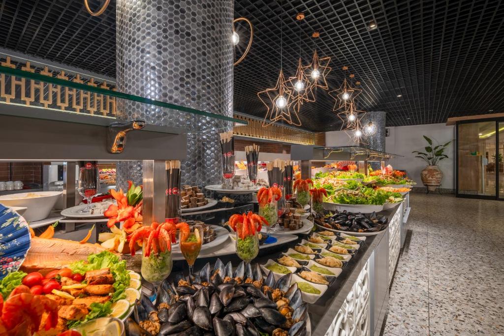 Royal Garden Beach Hotel -