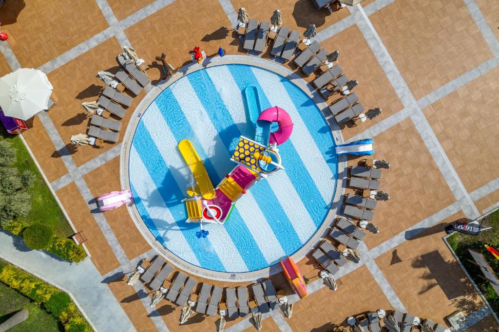 Royal Garden Beach Hotel -