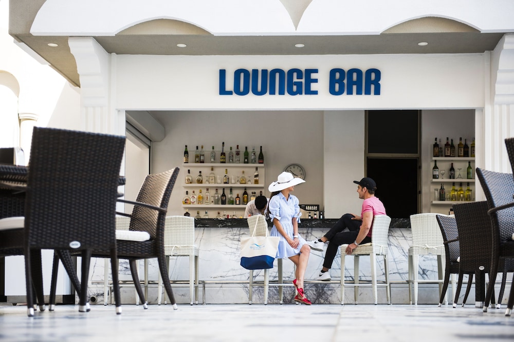 Quattro Beach Spa & Resort -