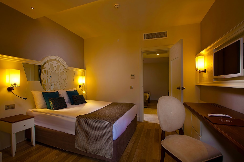 Diamond Elite Hotel & Spa -