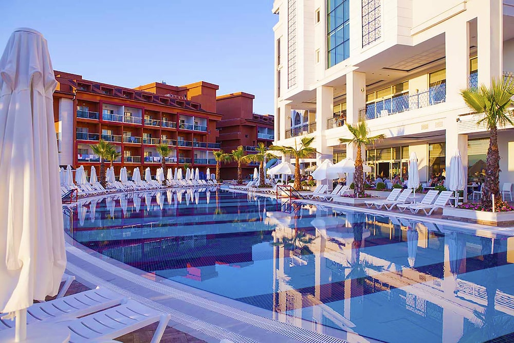 Diamond Elite Hotel & Spa -