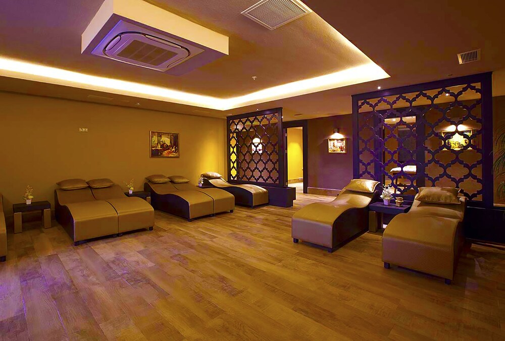 Diamond Elite Hotel & Spa -