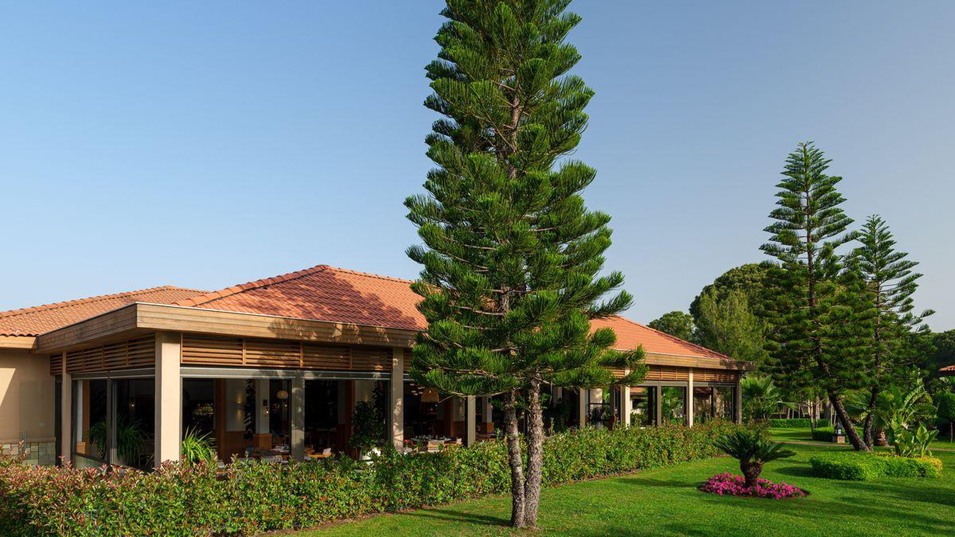 IC HOTELS GREEN PALACE & VILLAS