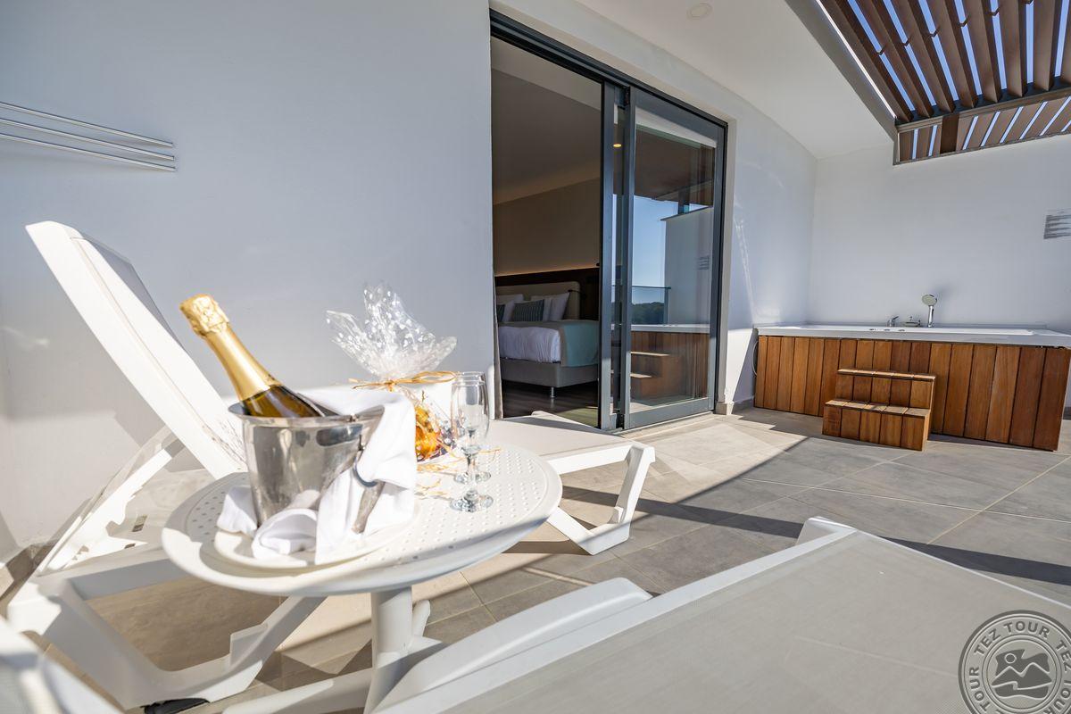 SIDE MOON PALACE HOTEL