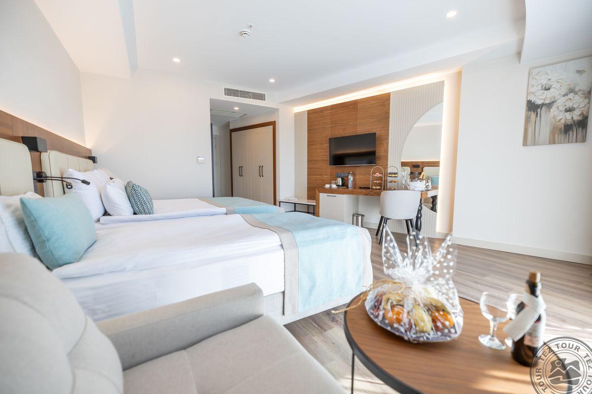 SIDE MOON PALACE HOTEL