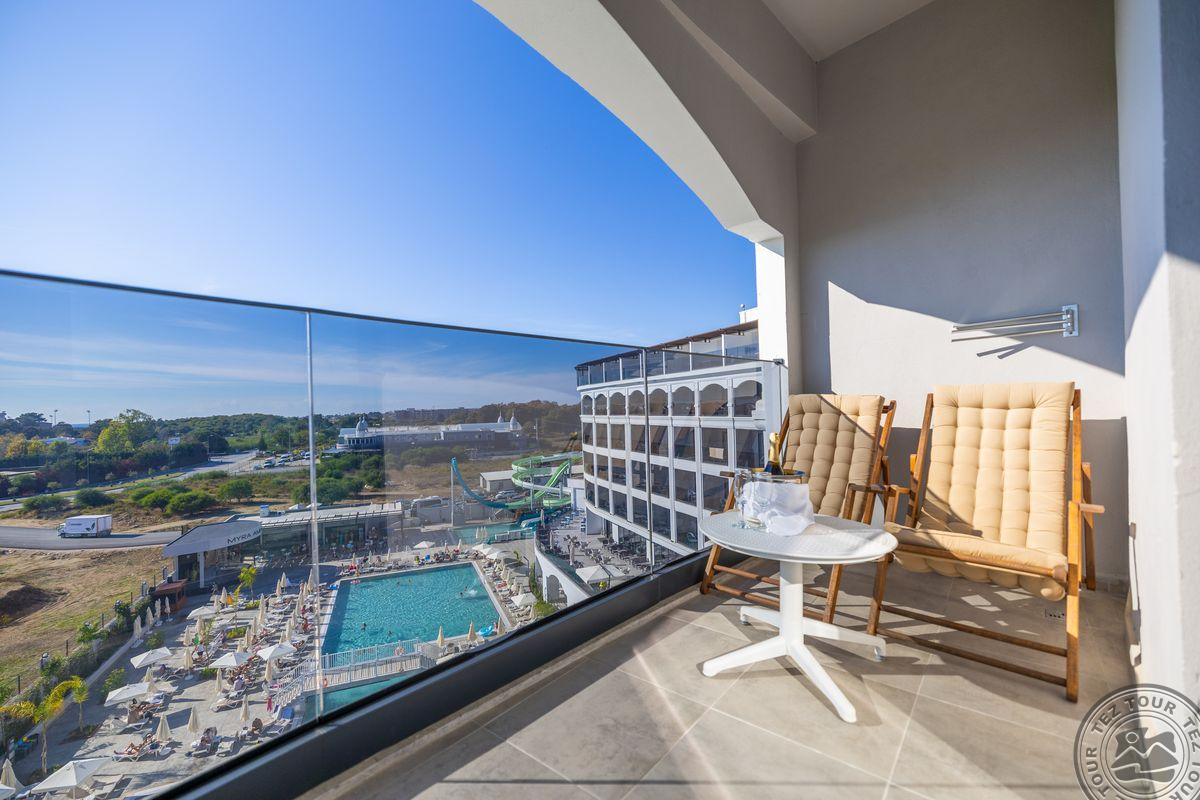 SIDE MOON PALACE HOTEL