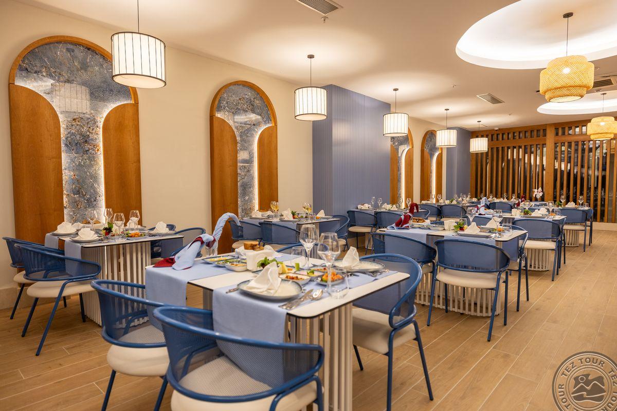 SIDE MOON PALACE HOTEL