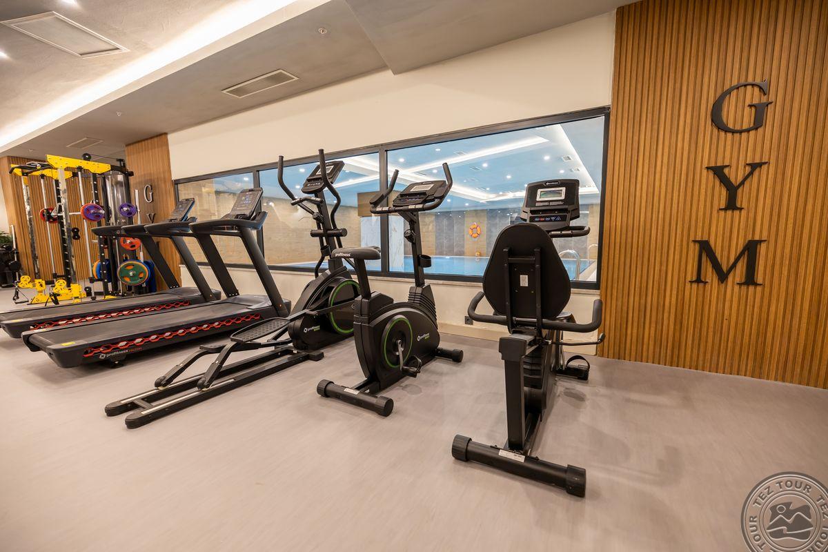 SIDE MOON PALACE HOTEL