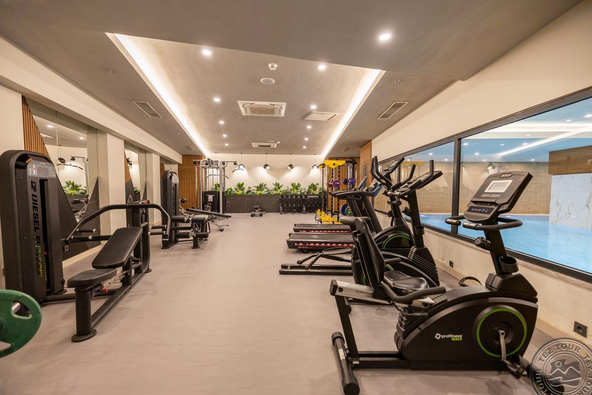 SIDE MOON PALACE HOTEL