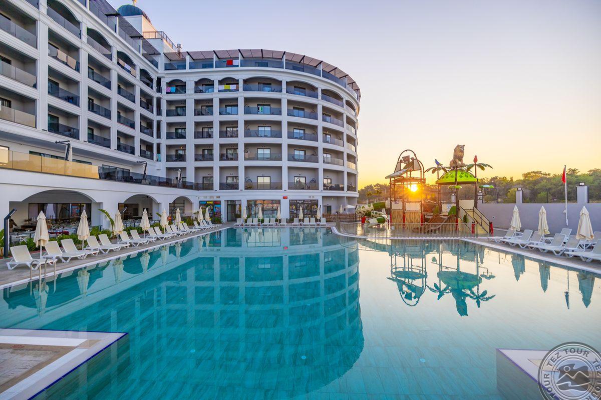 SIDE MOON PALACE HOTEL