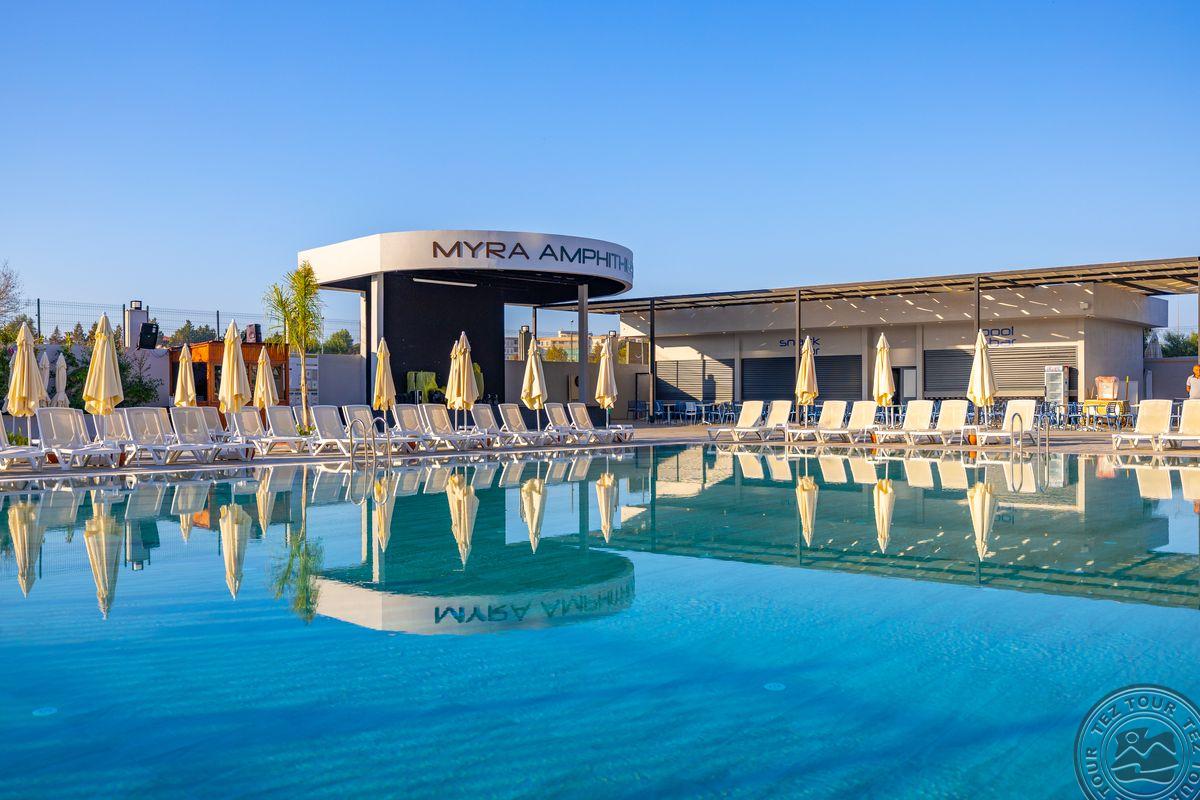 SIDE MOON PALACE HOTEL