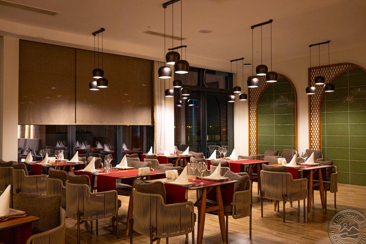 SIDE MOON PALACE HOTEL