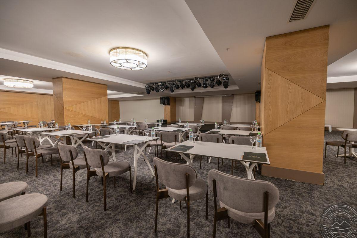 SIDE MOON PALACE HOTEL