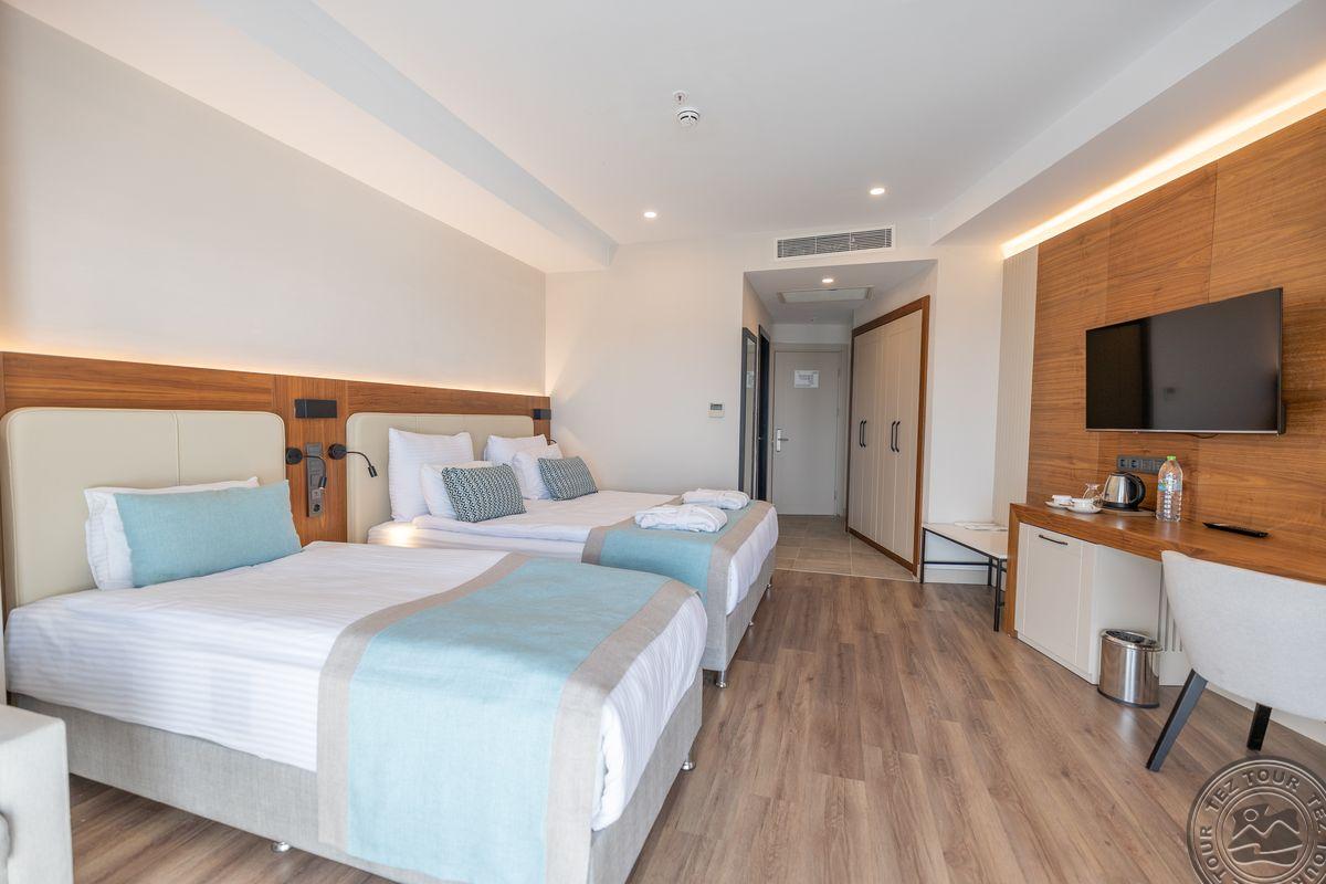 SIDE MOON PALACE HOTEL