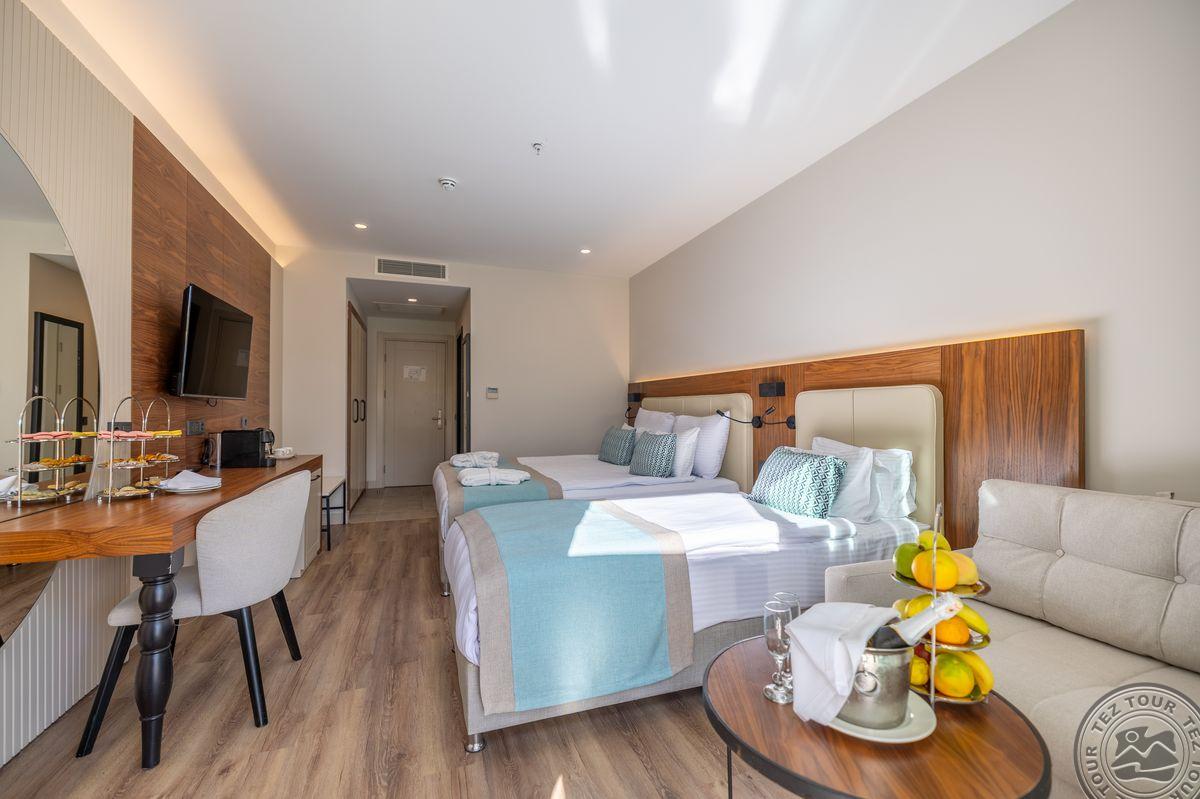 SIDE MOON PALACE HOTEL