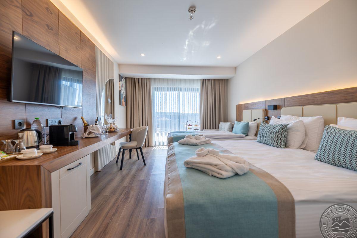 SIDE MOON PALACE HOTEL