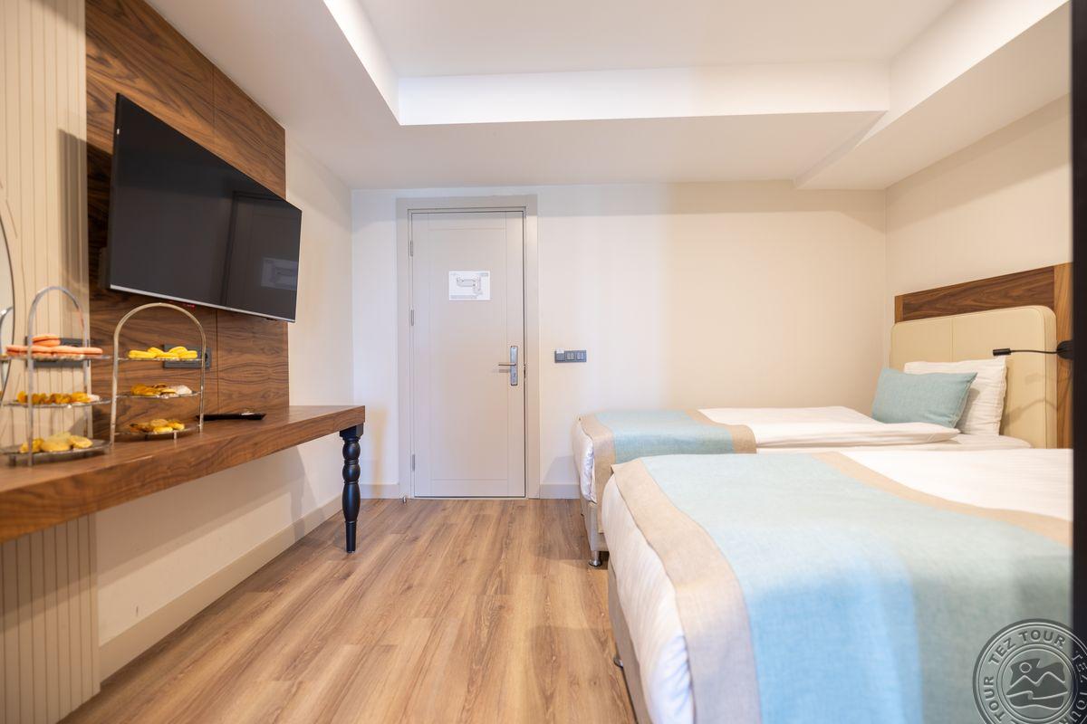 SIDE MOON PALACE HOTEL