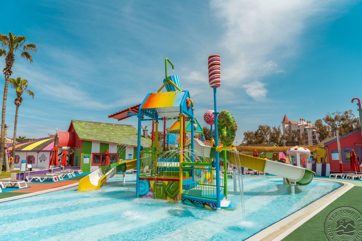 IC HOTELS SANTAI FAMILY RESORT