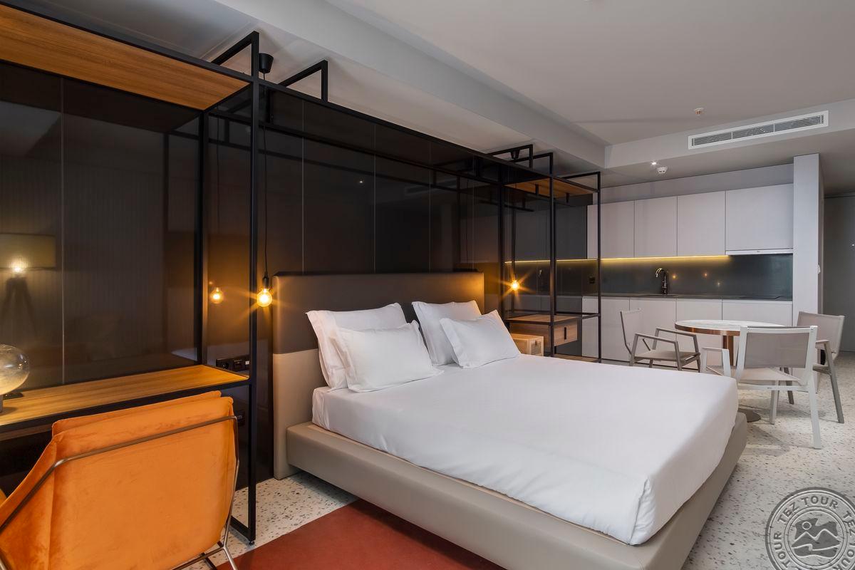 NEXT SAVOY SIGNATURE