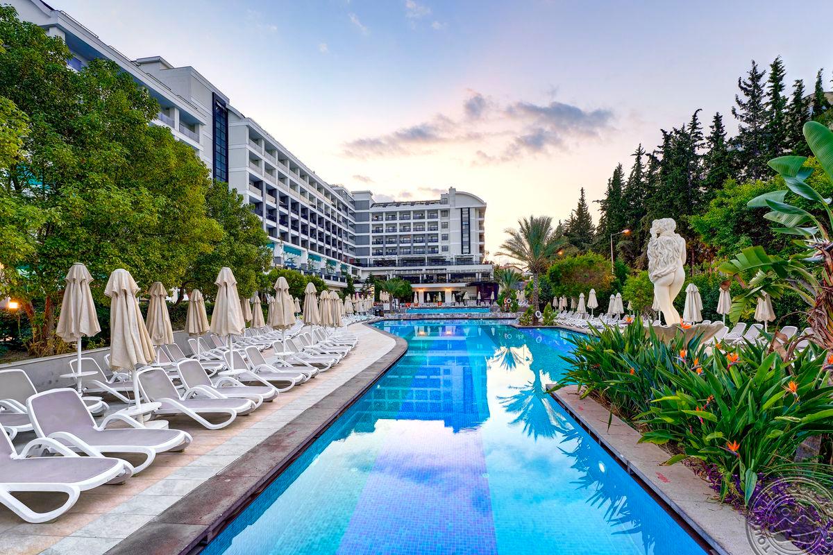 SEADEN VALENTINE RESORT & SPA ADULT ONLY (16+)