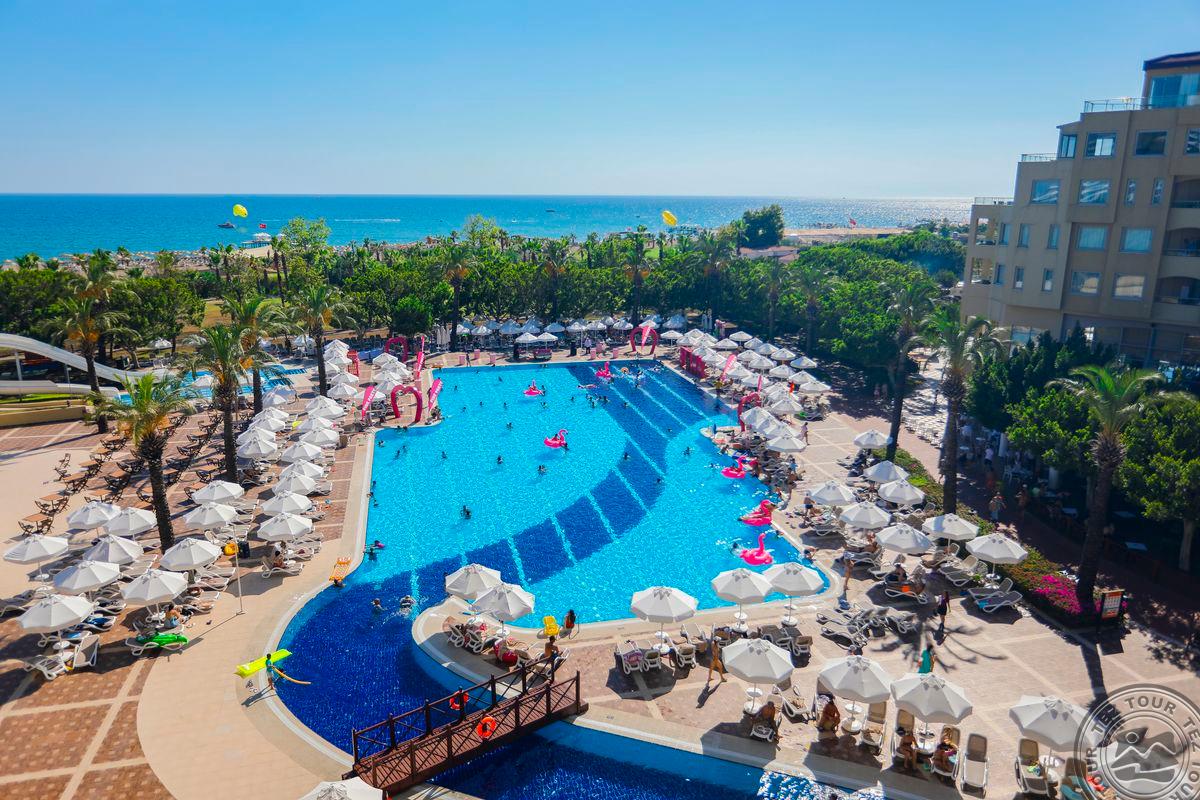 SELECTUM FAMILY RESORT SIDE