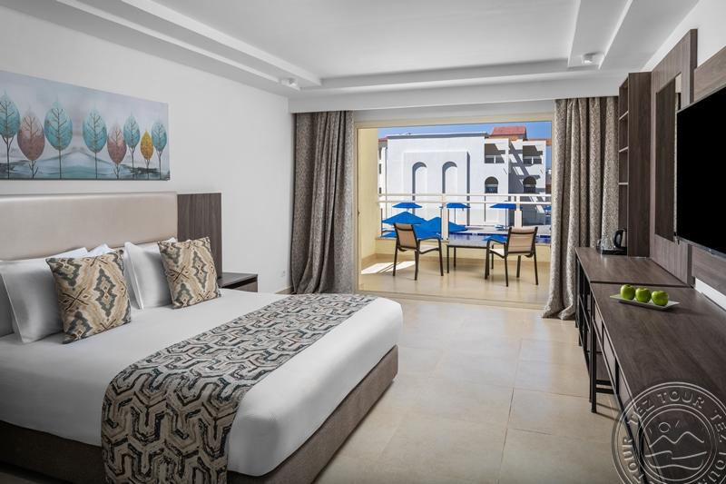 ALBATROS MAKADI RESORT