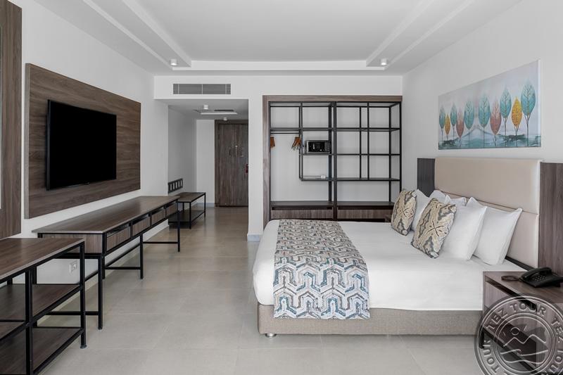 ALBATROS MAKADI RESORT