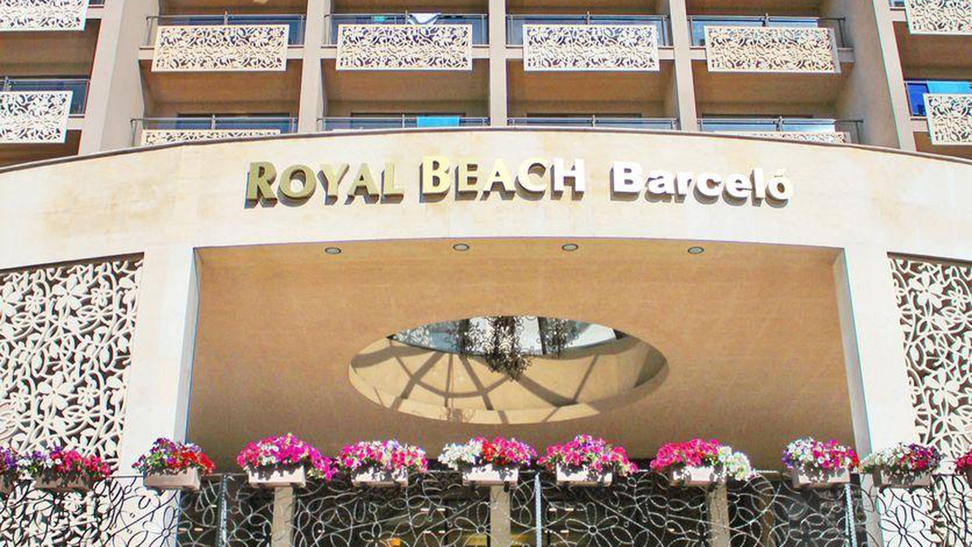 BARCELO ROYAL BEACH