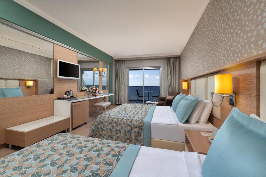 Royal Garden Beach Hotel -