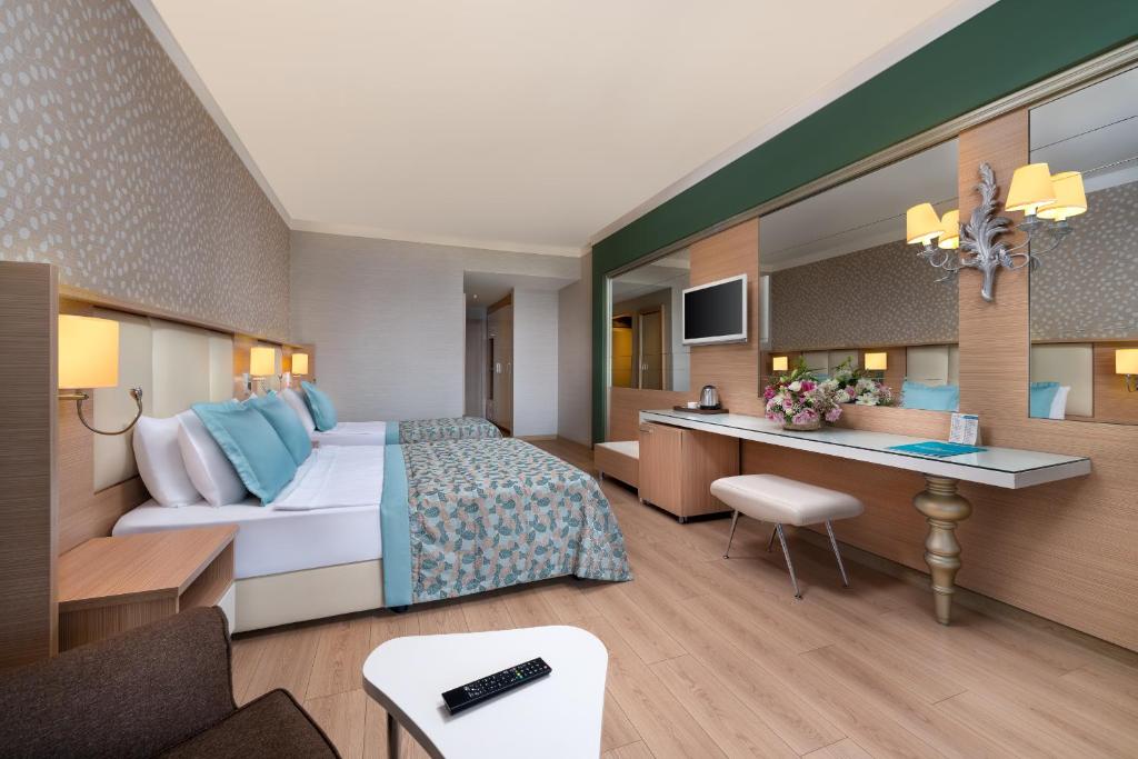 Royal Garden Beach Hotel -