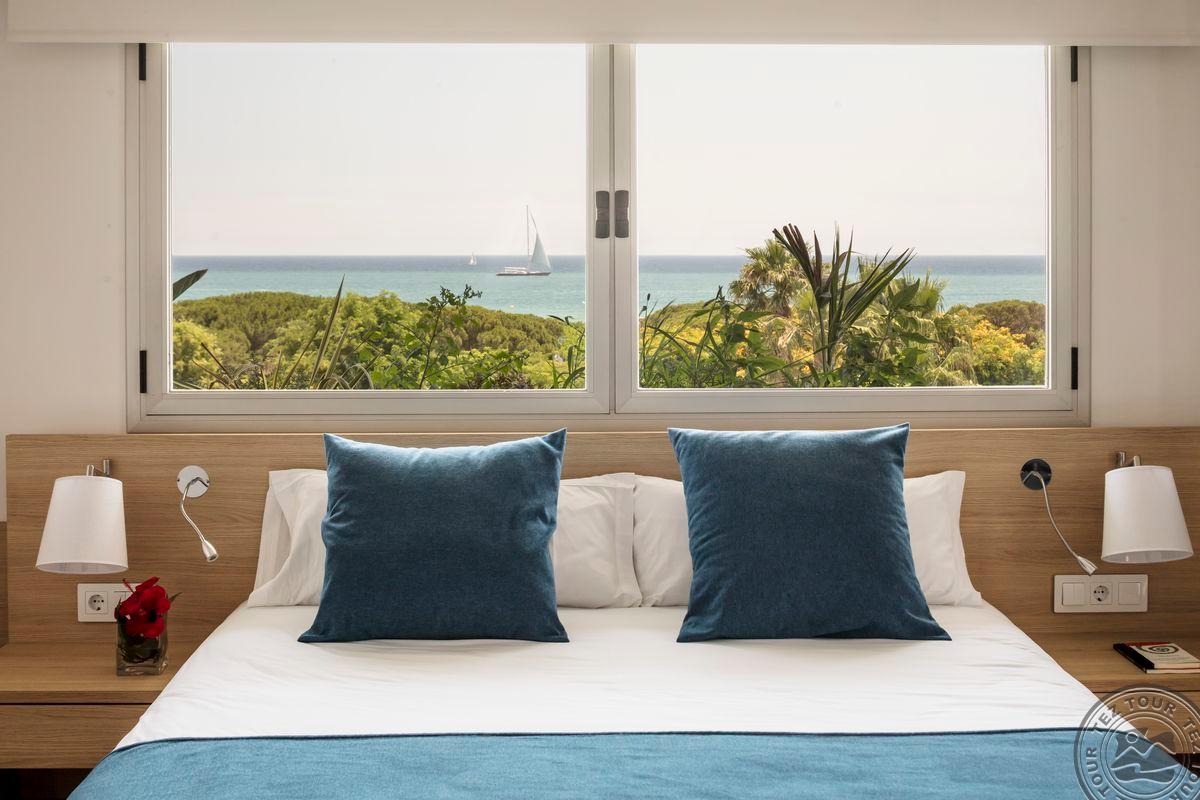 AQUA HOTEL ONABRAVA & SPA