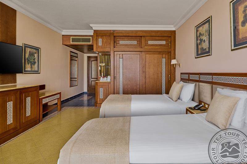 PALM ROYALE SOMA BAY