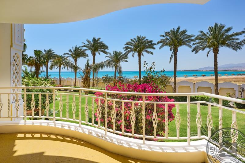 PALM ROYALE SOMA BAY