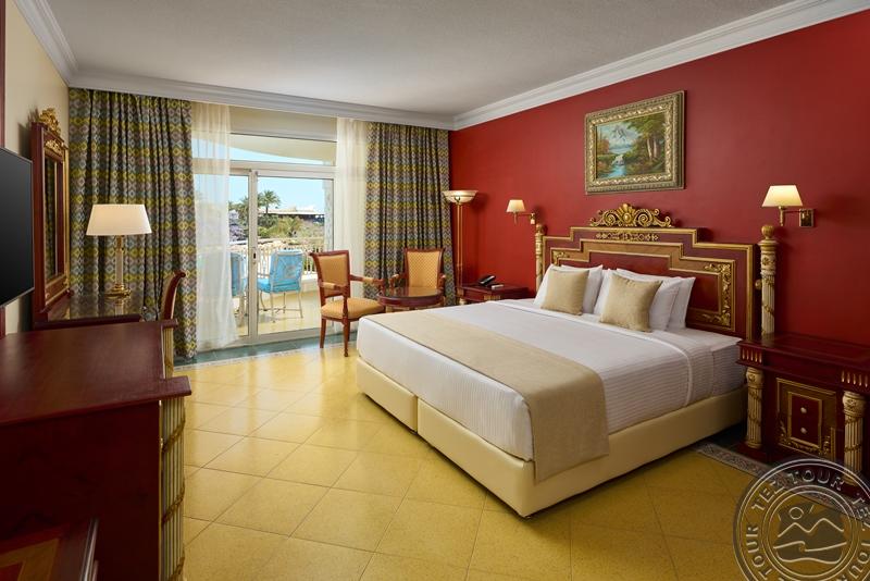 PALM ROYALE SOMA BAY