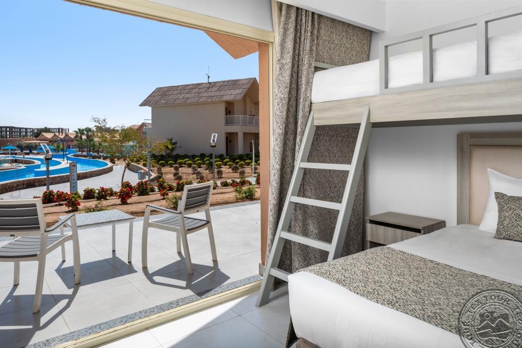 PICKALBATROS JUNGLE AQUA PARK BY NEVERLAND