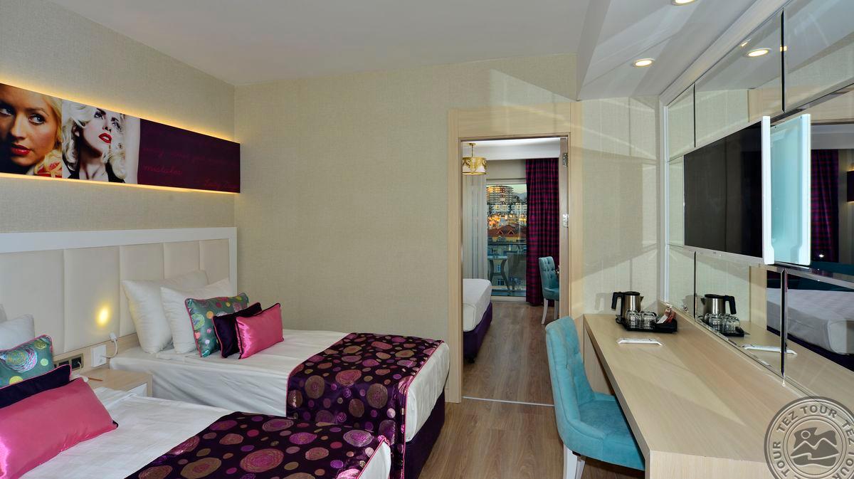 AZURA DELUXE RESORT & SPA