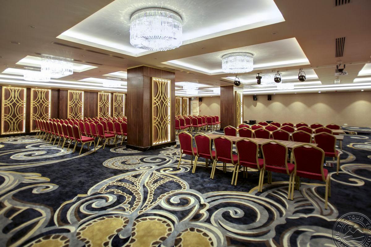 AZURA DELUXE RESORT & SPA