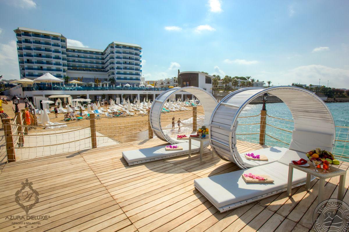 AZURA DELUXE RESORT & SPA