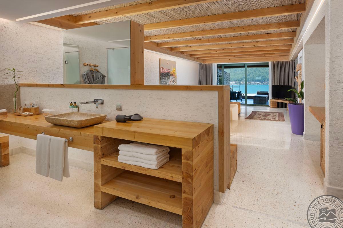 TITANIC LUXURY COLLECTION BODRUM