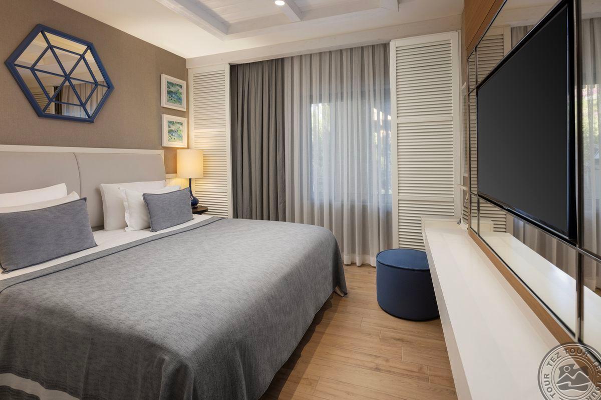 TITANIC LUXURY COLLECTION BODRUM