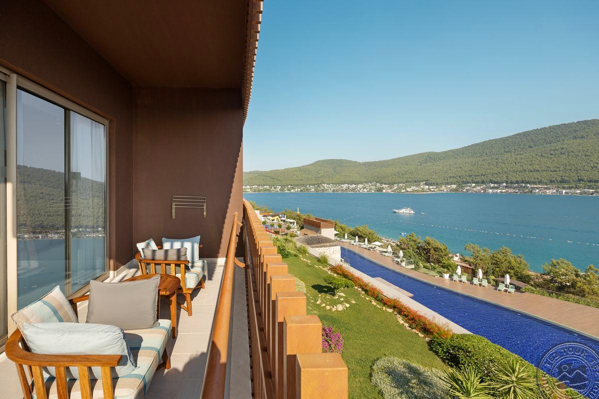 TITANIC LUXURY COLLECTION BODRUM