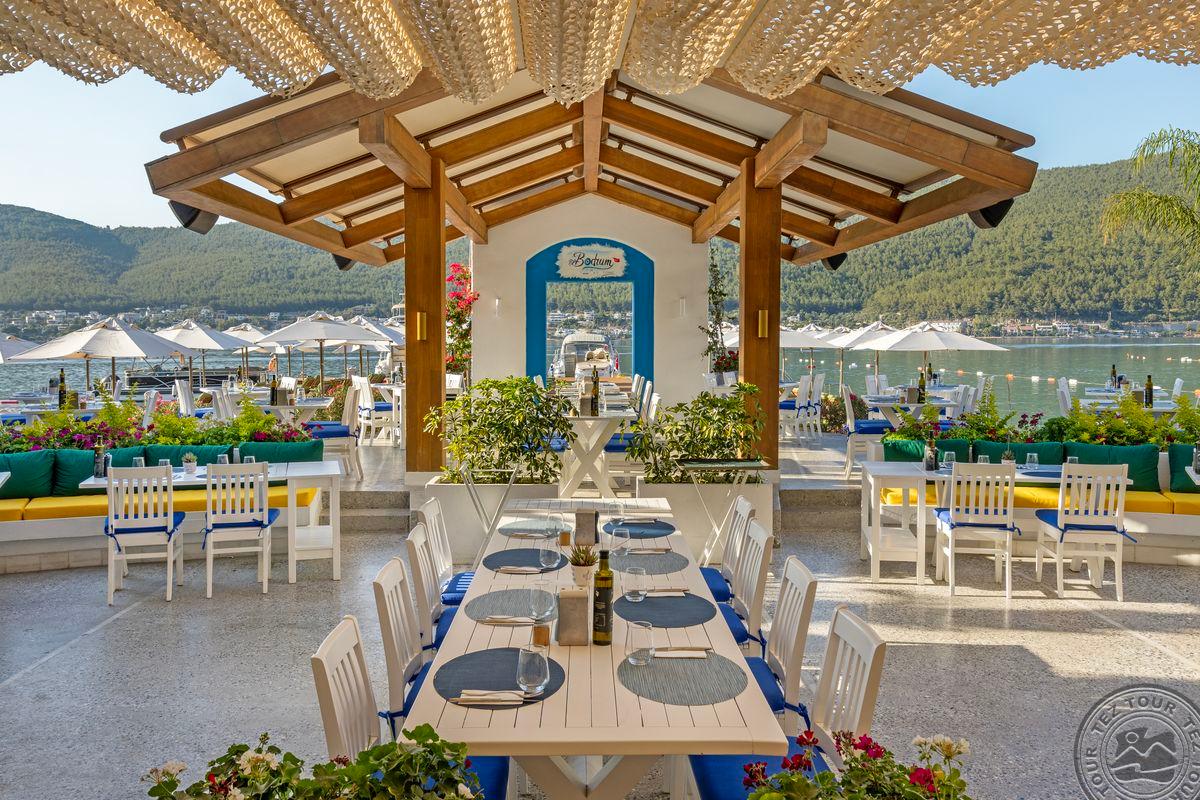 TITANIC LUXURY COLLECTION BODRUM