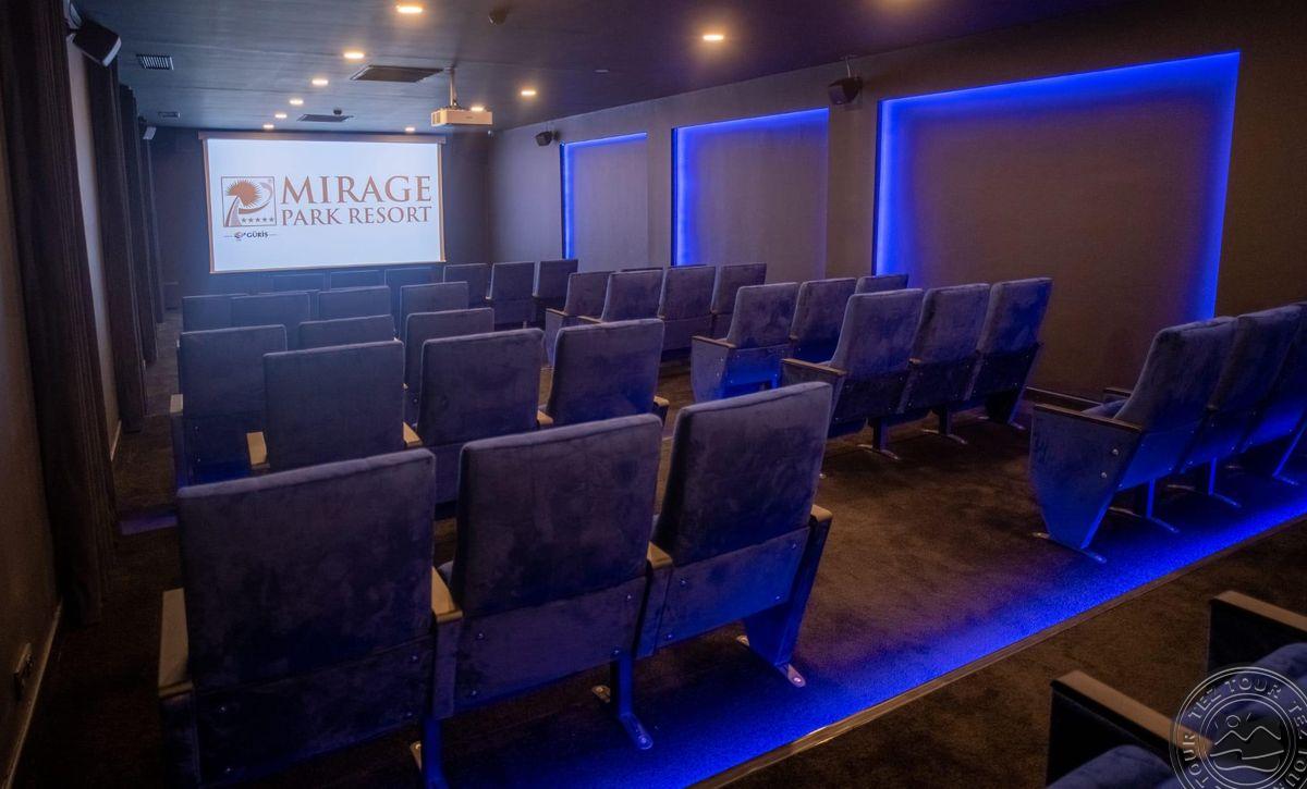 MIRAGE PARK RESORT