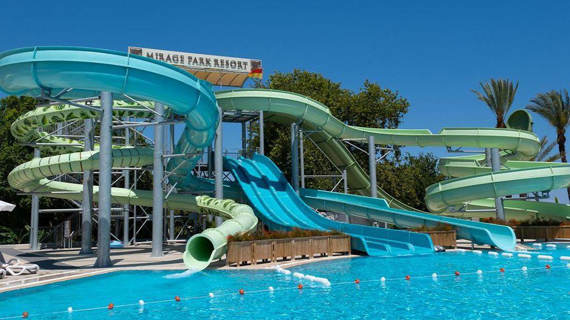 MIRAGE PARK RESORT