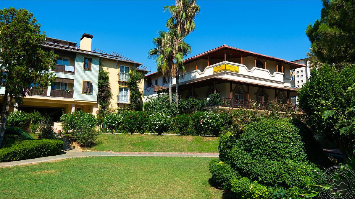 LONICERA WORLD HOTEL