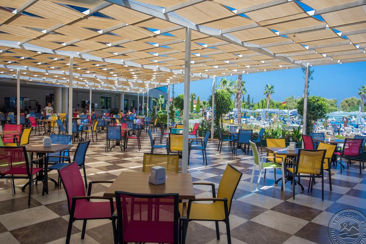 LONICERA WORLD HOTEL