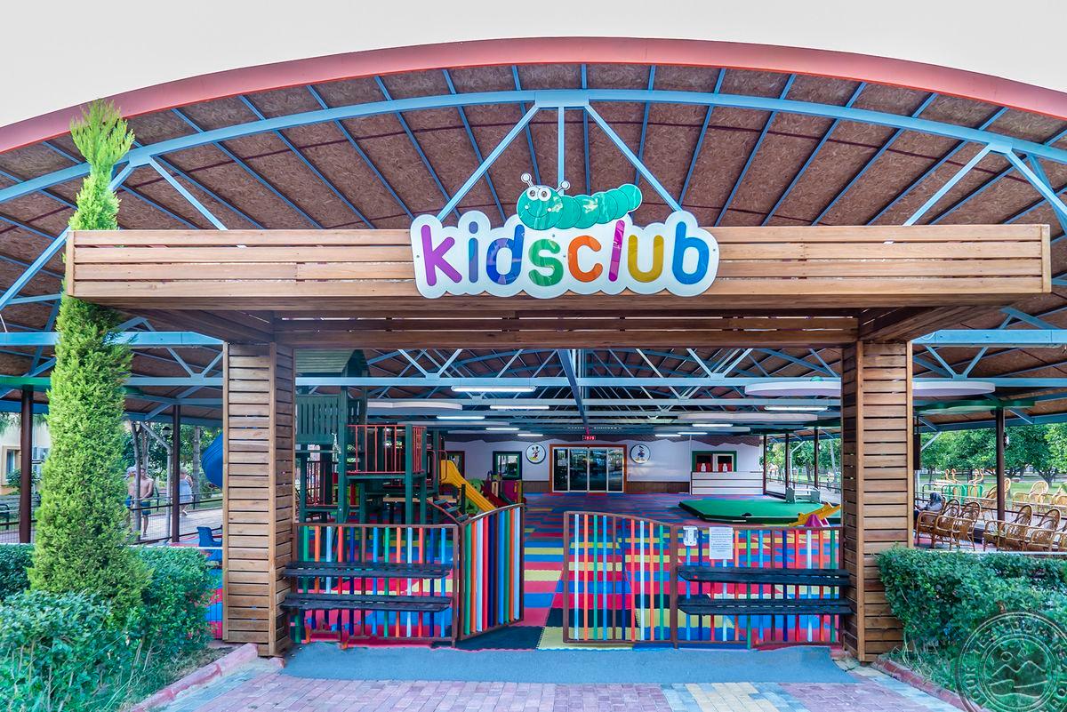 LONICERA WORLD HOTEL