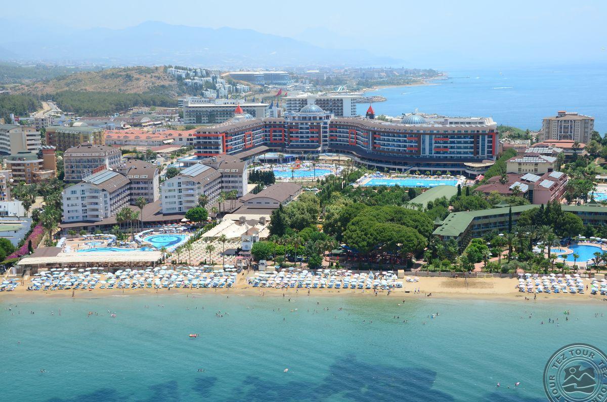 LONICERA WORLD HOTEL